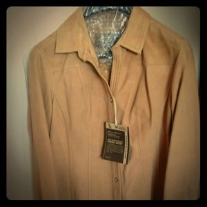 Women’s Eddie Bauer tan goat Suede leather shirt